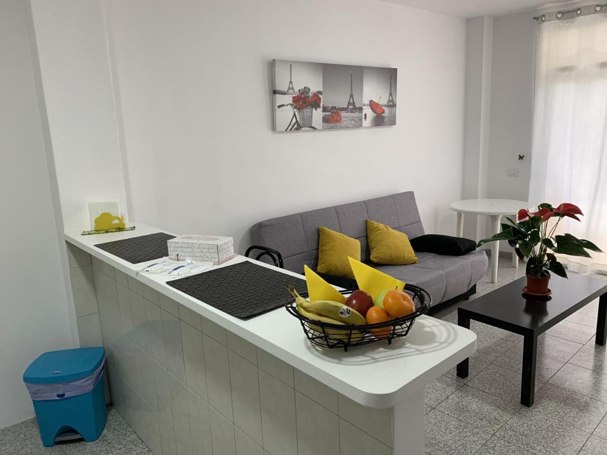 Vivienda Vacacional A 50 Metros De La Playa Puerto de Santiago  Exterior photo